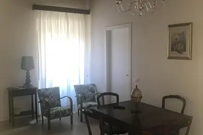 Image de Appartement élégant dans le village historique, avec des poutres au plafond et une vue splendide