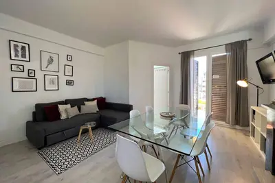 Image de Spacious flat with private balcony close to Passeig de Gràcia