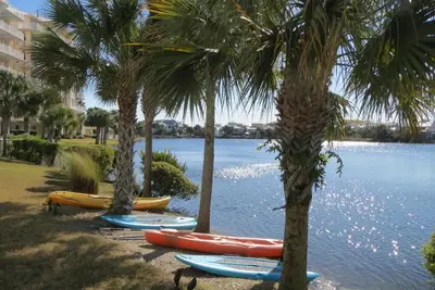 Image de Unité de coin convoitée à Carillon Beach