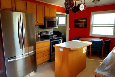 Image de Vos vacances commencent ici! Fabuleuse maison de 3 chambres à coucher! Près de Ferry!