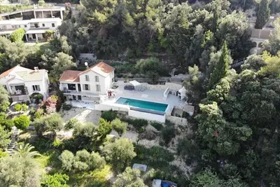 Image de Loue villa Nice avec piscine à débordement