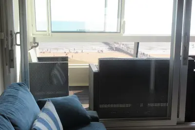 Image de Magnifique Front de mer** Accès direct à la plage