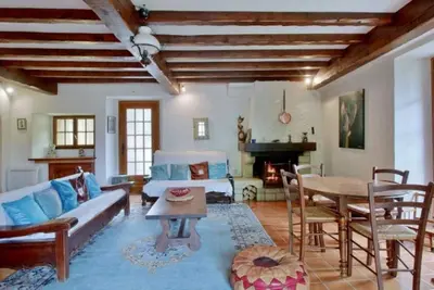 Image de Gîte Hameau de Pouy, maison de village pour 6 personnes