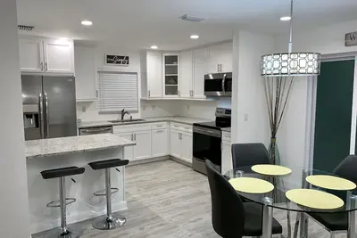 Image de \"Bradenton Retreat\" près des plages et de l'Img Academy