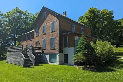Image de Ferme historique, Brook + 300 acres de bonheur
