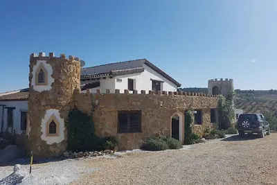 Image de Château de Llamedos rural. Avec piscine