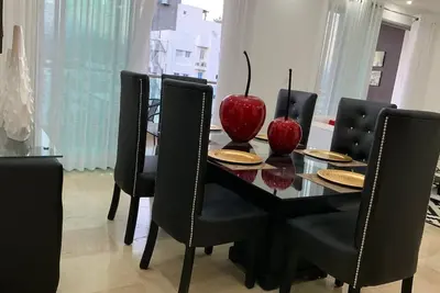 Image de Appartement avec vue sur la Cordillère, situé à proximité du centre ville