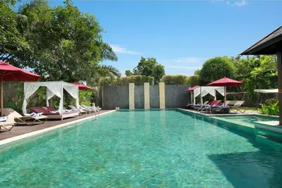 Image de Villa d'une chambre avec piscine privée à seulement 5 minutes en voiture de la plage