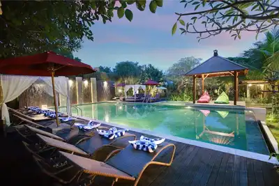 Image de Suite Villa d'une chambre avec piscine privée à seulement 5 minutes en voiture de la plage