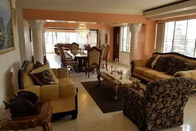 Image de Penthouse élégant et très spacieux avec piscine olympique