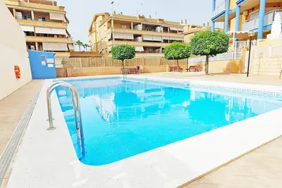 Image de Global Properties: Apartment with pool and terrace in Canet beach