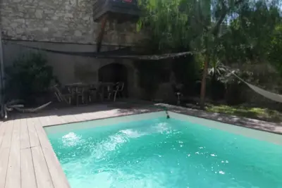 Image de Villa Thelya, Spacieuse Maison de Ville avec Jardin, Piscine et Garage privé