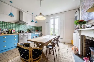 Image de Steps to the Heath - Spacieux appartement sur deux étages avec jardin