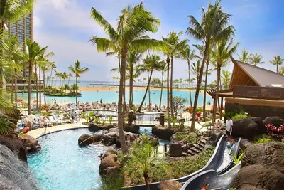 Image de Hilton Hawaiian Village. Plage et lagon fabuleux! Plus de 500 avis!