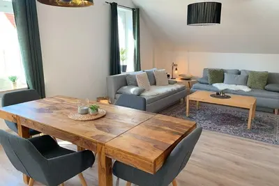 Image de Centre: Appartement ancien rénové avec soin dans le Katharinenviertel à Osnabrüc