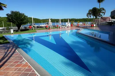 Image de Excellente et charmante maison, bordant la rivière Buranhém, espaces pour bateaux et jet boat,