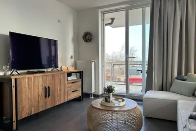 Image de Grand appartement avec balcon, cheminée à quelques mètres de la plage