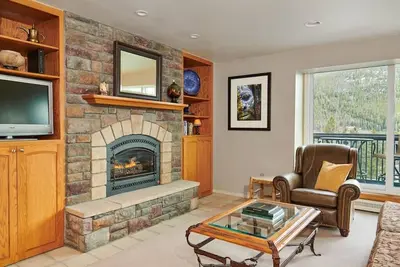 Image de Nouveau! ! ! Fantastique Condo dans le complexe Sts Johns de Keystone