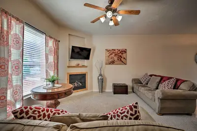 Image de Nouveau! Kanab Condo w / Pool & Patio, 30mi à Zion Np!