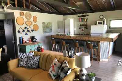 Image de La petite cabane rouge du Bear Creek Bungalow