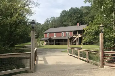 Image de Fossil Creek Woodlands. . . Rustique, privé, retraite