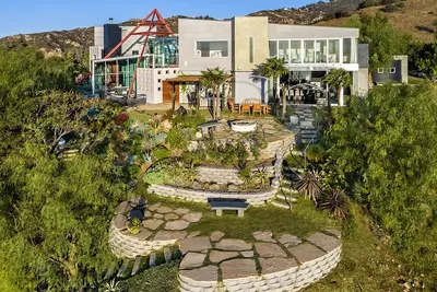 Image de Malibu Playhouse avec vue panoramique sur l'océan! ! !