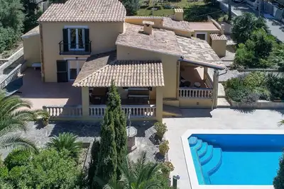 Image de Fantastique villa avec piscine à Betlem