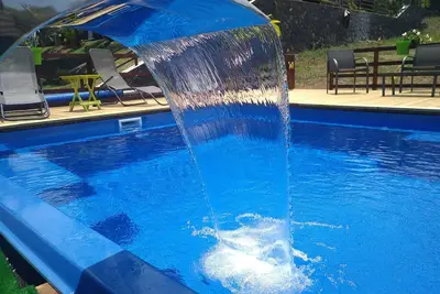 Image de gite de charme avec jacuzzi et piscine chauffée privés superbe vue mer