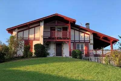 Image de Belle villa basque panoramique, 6 couchages, Ă 7 km de Cambo et des Thermes