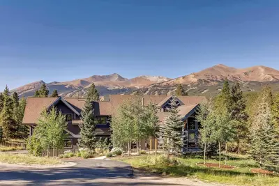 Highlands Home, à 3 km de Main St, bain à remous avec foyer!