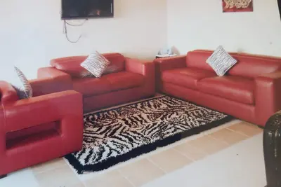Appartement à 50m de la plage, court de tennis et piscines
