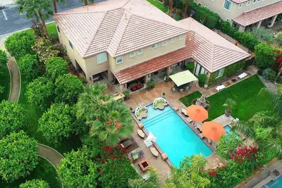 Image de Ez Walk To Festival - Romantique 6 Br W / Piscine / Spa
