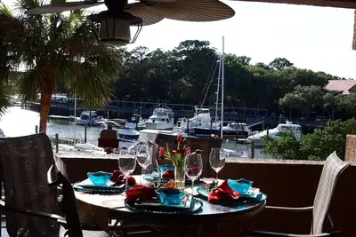 Image de Condo sur l'eau à Shelter Cove Harbour!