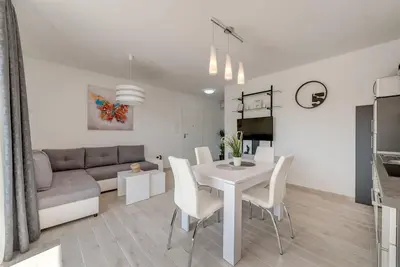 Image de Appartement au centre (Nouveau, Parking PRIVÉ)