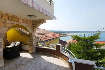 Image de Appartement Anić by Interhome