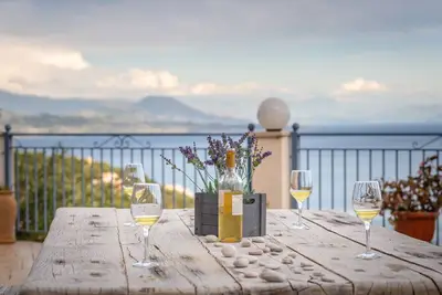 Image de Cabine du capitaine - Superbe vue sur la mer 2br apt