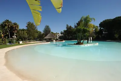 Image de Alhambra · Bel appartement entre de beaux jardins à Marbella