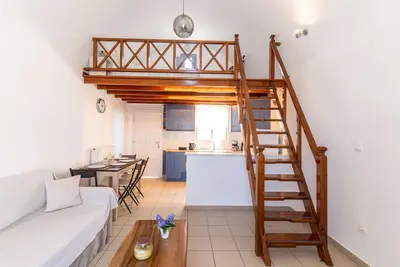 Image de Dôme vue sur la mer avec mezzanine en bois