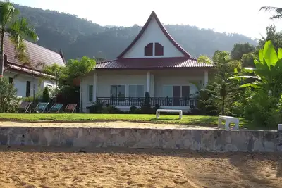 Image de Peony 3 Bedroom Beach Front Villa