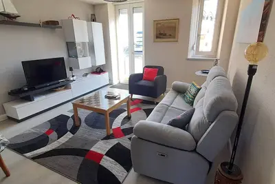Bel appartement 3* avec Wifi, proche plage de Trestraou, Perros-Guirec