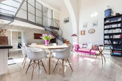 Image de Rare: Hôtel particulier, balcon, Clim/Ac ★★★★★