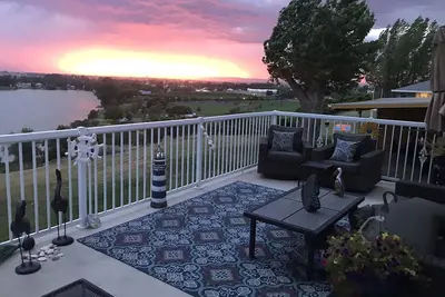 Image de Sunset Dreams à Moses Lake! 10 couchages