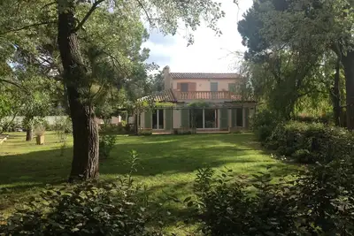 Image de Double villa Ă 50 m de la plage et Ă 2 km du centre ville