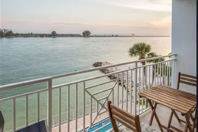 Image de Oceanfront Premium Private Beach Condo