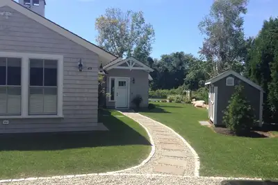 Image de Belle maison de Weekapaug avec piscine chauffée + 2 plages Pvt