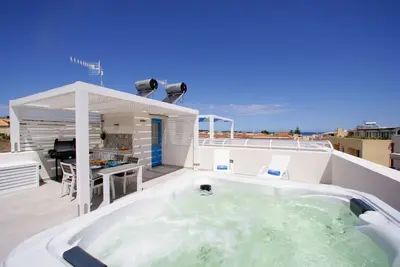 Image de Medea | Jacuzzi Terrace | Appartement de luxe