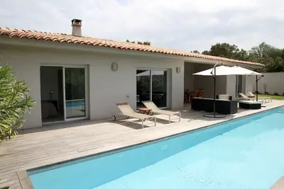 Image de Superbe villa avec piscine chauffée – 300 m de la plage de Pinarello