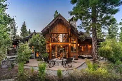 Belle Martis Camp Home dans le meilleur emplacement!