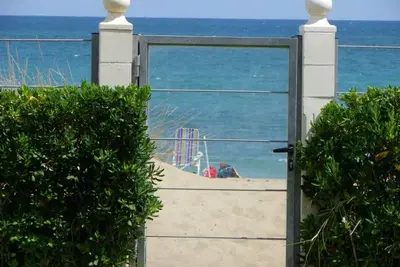 Image de Denia à 10 m de la plage