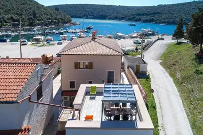 Image de Maison de vacances avec climatisation et terrasse